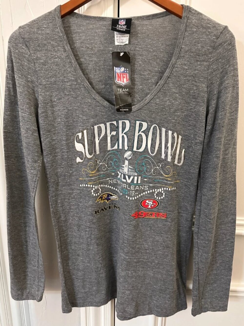 NWT NFL Super Bowl Tee Womens Medium 49ers Ravens Football Game Day